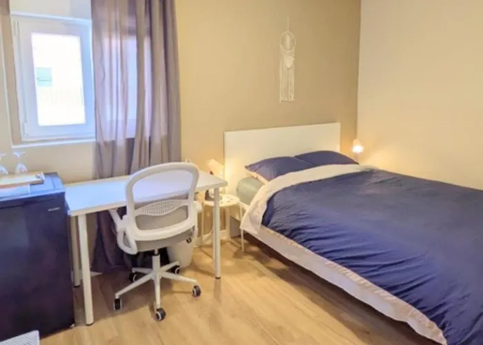 We Host Costa de Caparica