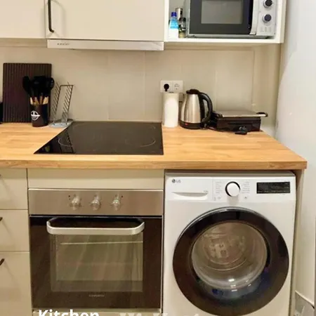 홈스테이 We Host *