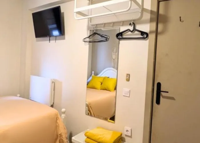 We Host * 卡帕里卡海岸